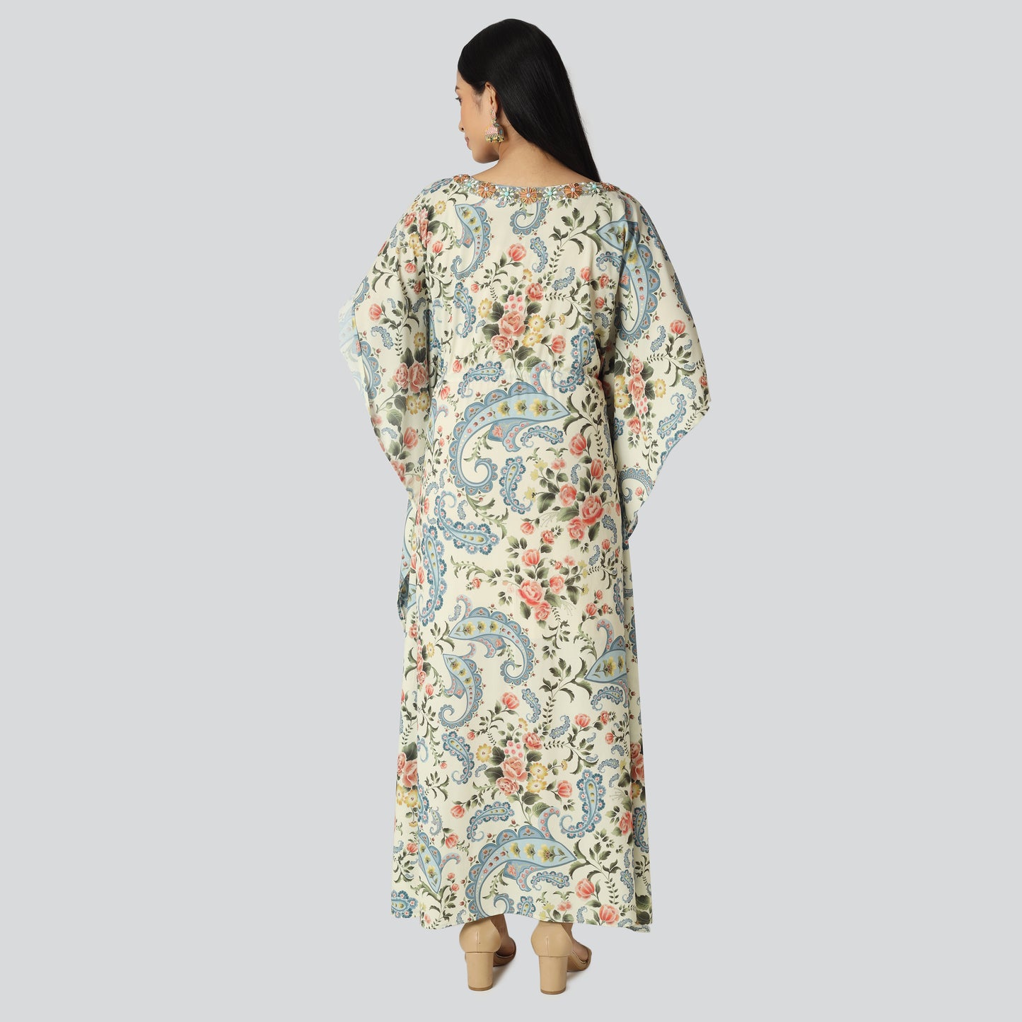 Stylish clothes wearing lady
