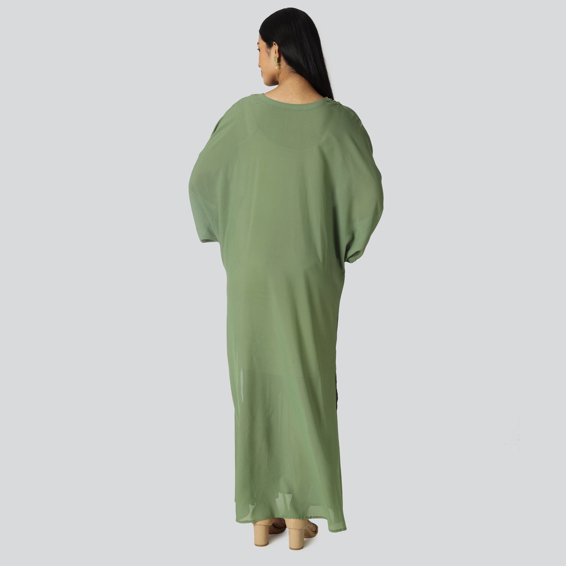Loose clothes wearing lady